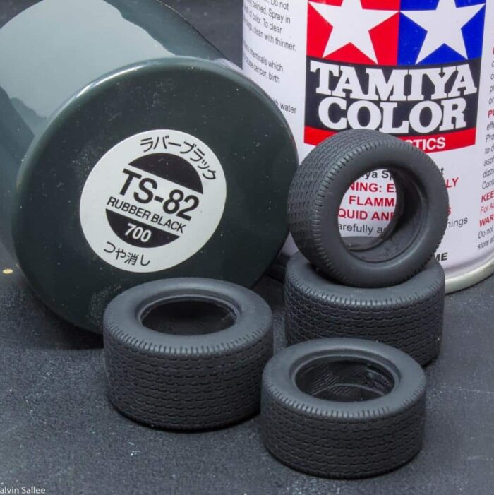 Аэрозоль Tamiya։ Spray Paint For Plastics TS-82 (Rubber Black) - Image 2