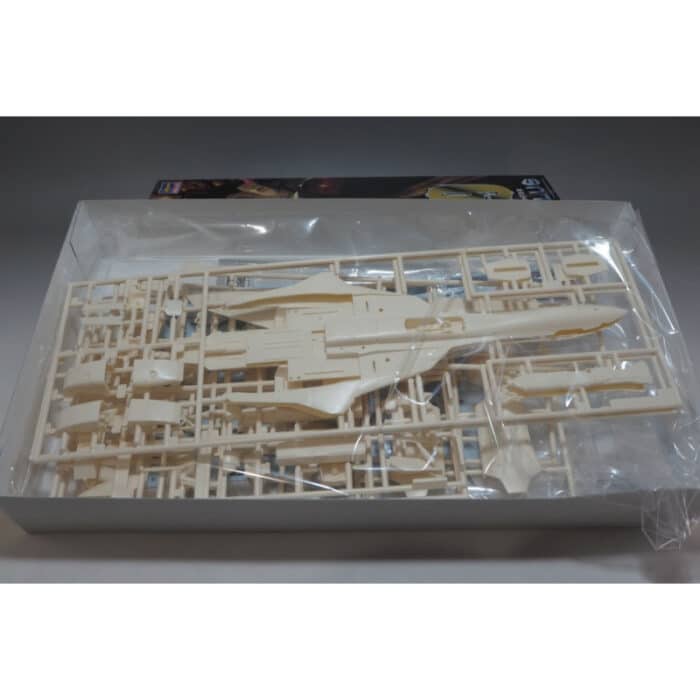 YF-19 «Macross Plus»